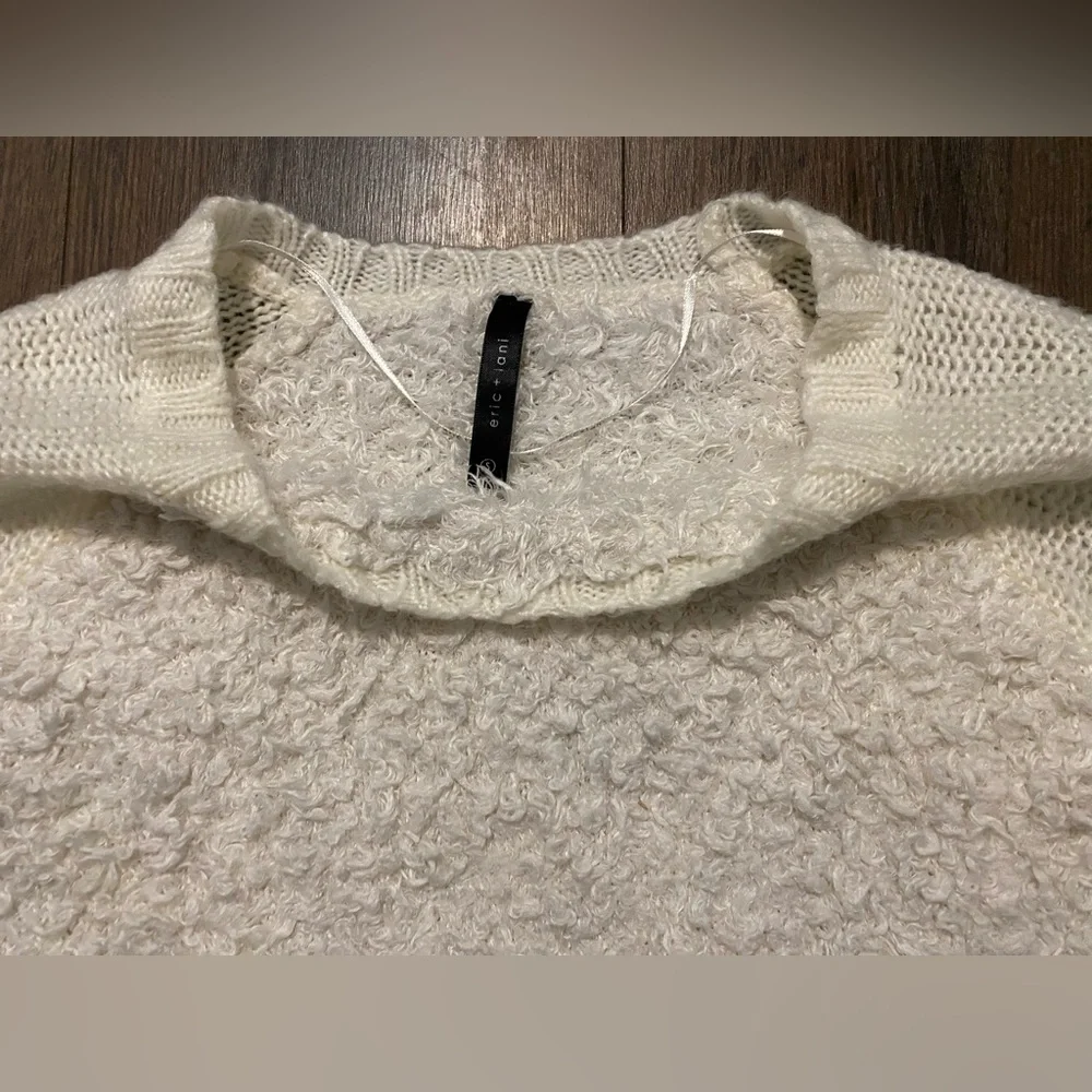 Women’s Eric + Lani Cream Fluffy Knit Pullover Sweater S - Picture 6 of 12